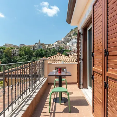 Panoramic With Parking Apartment