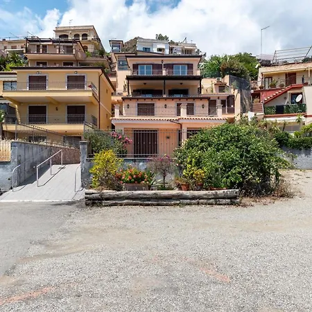 Panoramic With Parking Apartment *
